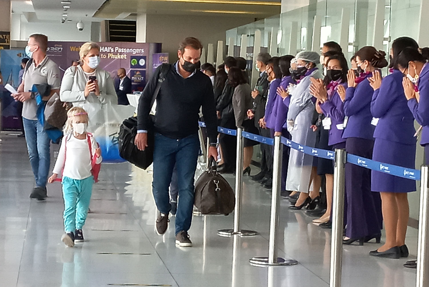 Gile, Program 'Kotak Pasir' Phuket Tarik Hampir Seribu Turis Asing